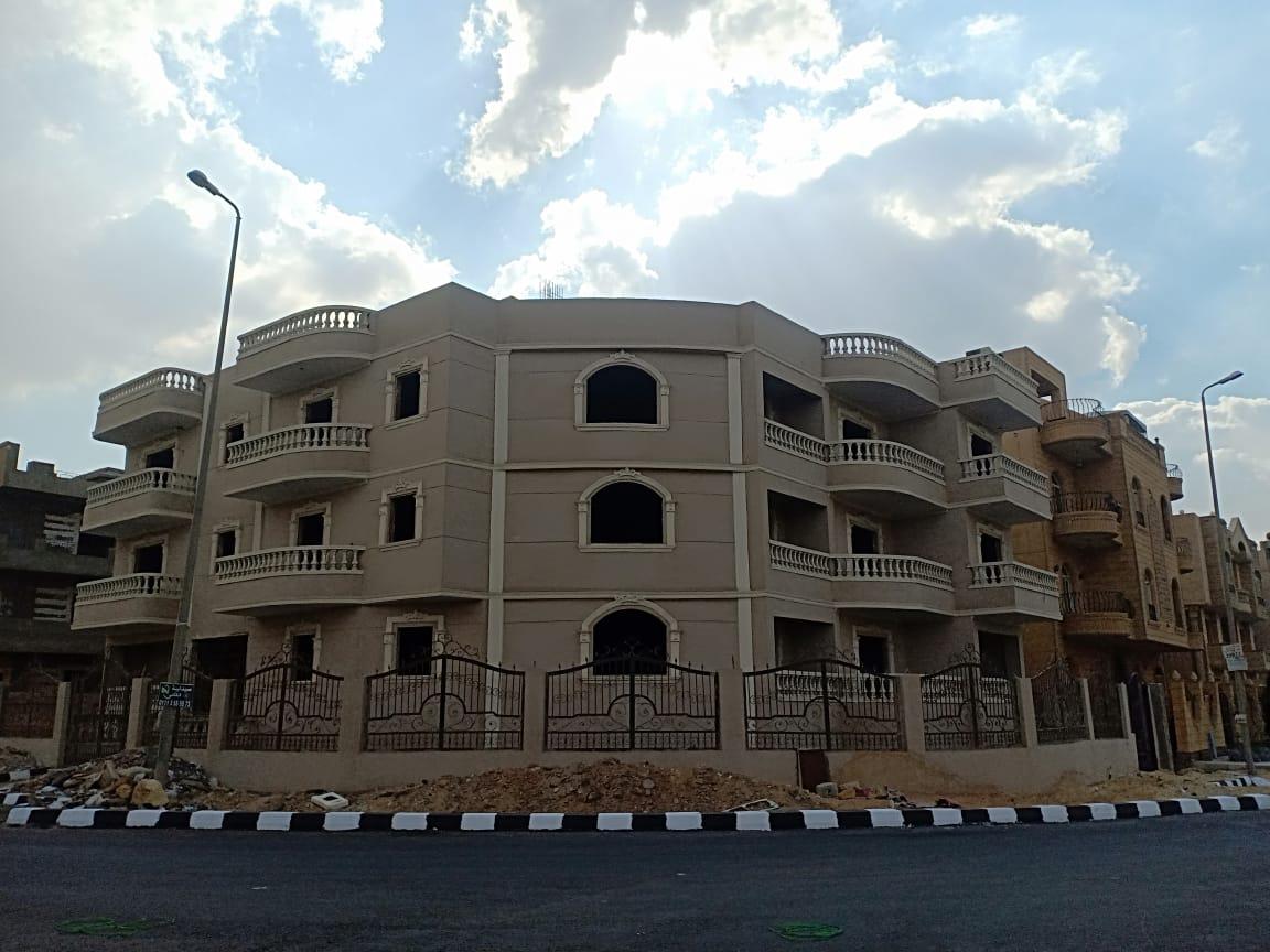 Apartment  For Sale in El Banafseg 11  ,